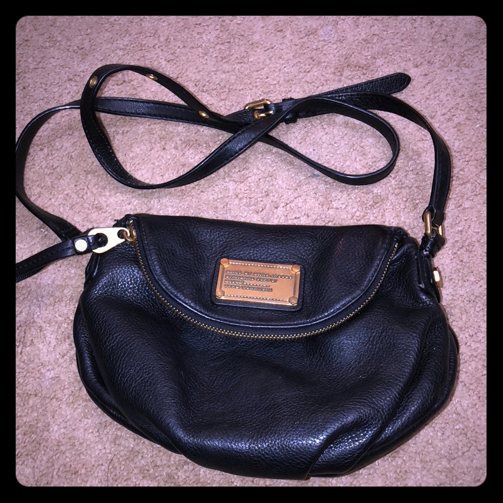 Black leather Marc Jacobs cross body